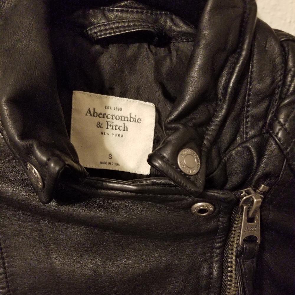 Leather Jacket - Picture 2 of 4